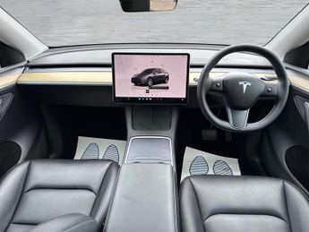 TESLA MODEL Y (Dual Motor) Long Range