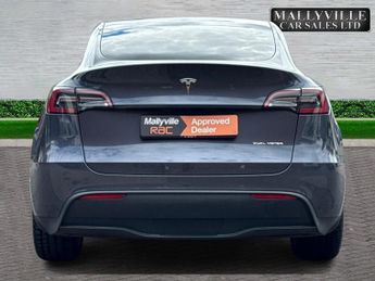 TESLA MODEL Y (Dual Motor) Long Range