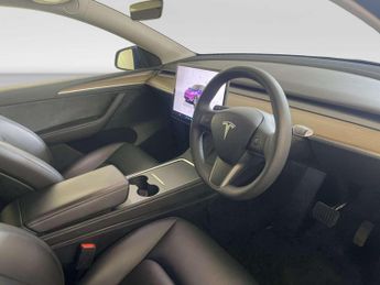 Tesla Model Y (Dual Motor) Long Range SUV 5dr Electric Auto 4WDE (384 bhp)