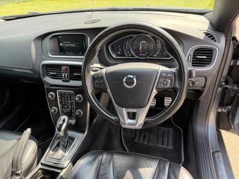 Volvo V40 2.0 D3 R-Design Pro Auto Euro 6 (s/s) 5dr