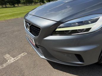 Volvo V40 2.0 D3 R-Design Pro Auto Euro 6 (s/s) 5dr