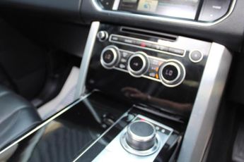 Land Rover Range Rover 4.4 SD V8 Vogue SE Auto 4WD Euro 5 5dr