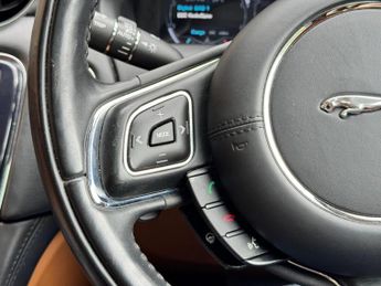 Jaguar XJ 5.0 V8 Premium Luxury Auto Euro 5 4dr (LWB)