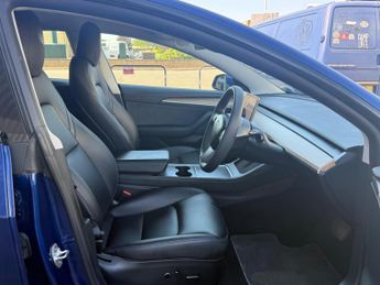 Tesla Model 3 Long Range Auto RWD 4dr