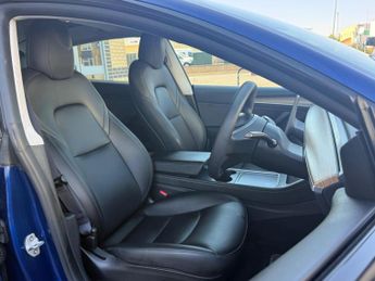 Tesla Model 3 Long Range Auto RWD 4dr