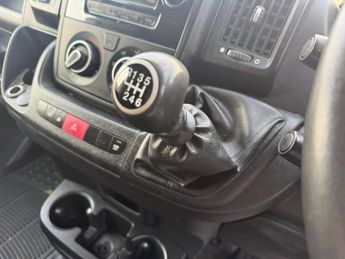 Peugeot Boxer 2.0 BlueHDi 335 Professional L3 H2 Euro 6 5dr