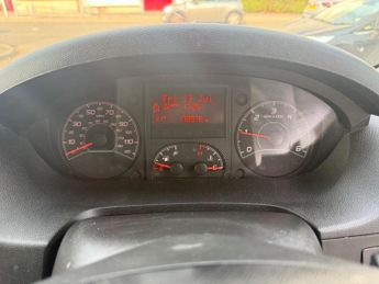 Peugeot Boxer 2.0 BlueHDi 335 Professional L3 H2 Euro 6 5dr
