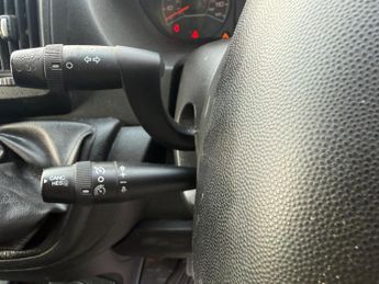 Peugeot Boxer 2.0 BlueHDi 335 Professional L3 H2 Euro 6 5dr