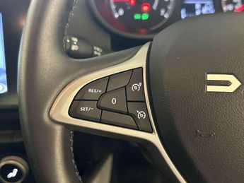 Dacia Duster 1.3 TCe Journey SUV 5dr Petrol EDC Euro 6 (s/s) (150 ps)