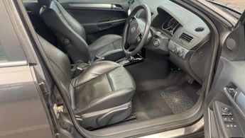 Vauxhall Astra 1.8i 16v Elite 5dr
