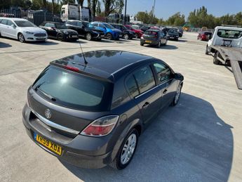 Vauxhall Astra 1.8i 16v Elite 5dr