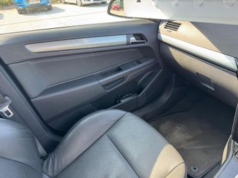 Vauxhall Astra 1.8i 16v Elite 5dr