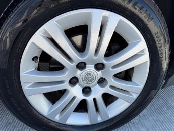 Vauxhall Astra 1.8i 16v Elite 5dr