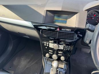 Vauxhall Astra 1.8i 16v Elite 5dr