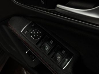 Mercedes-Benz CLA 1.6 CLA200 AMG Line Edition Shooting Brake 7G-DCT Euro 6 (s/s) 5