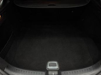 Mercedes-Benz CLA 1.6 CLA200 AMG Line Edition Shooting Brake 7G-DCT Euro 6 (s/s) 5