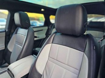 Land Rover Range Rover Evoque 2.0 P250 MHEV R-Dynamic SE Auto 4WD Euro 6 (s/s) 5dr