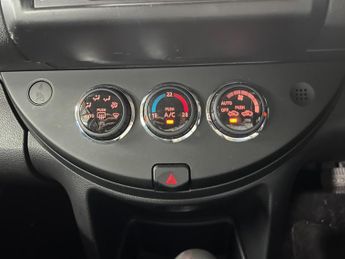 Nissan Note 1.6 16V Tekna Auto Euro 4 5dr
