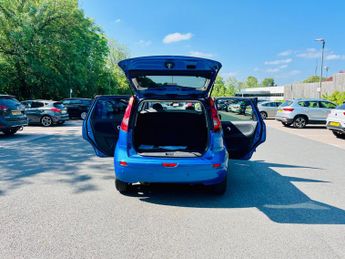 Nissan Note 1.6 16V Tekna Auto Euro 4 5dr