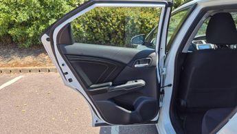 Honda Civic 1.8 i-VTEC SE Plus Tourer Auto Euro 6 5dr