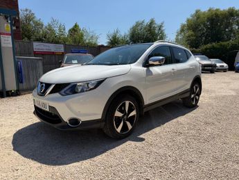 Nissan Qashqai 1.6 DIG-T N-Connecta 2WD Euro 6 (s/s) 5dr