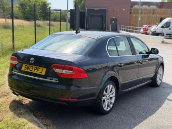 Skoda Superb 2.0 TDI SE DSG Euro 5 (s/s) 5dr
