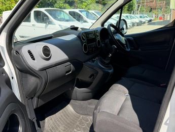 Citroen Berlingo 1.6 HDi 625 LX Panel Van 5dr Diesel Manual L1 (153 g/km, 75 bhp)