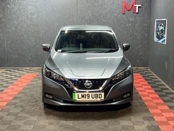Nissan Leaf 40kWh N-Connecta Auto 5dr
