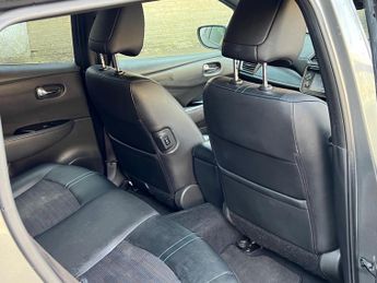 Nissan Leaf 40kWh N-Connecta Auto 5dr