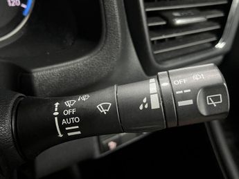 Nissan Leaf 40kWh N-Connecta Auto 5dr