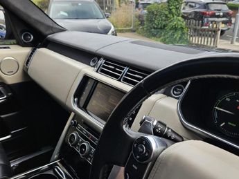 Land Rover Range Rover 3.0h SDV6 Autobiography SUV 5dr Diesel Hybrid Auto 4WD Euro 6 (s