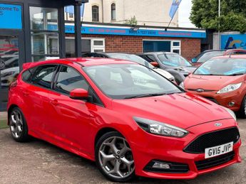 Ford Focus 2.0 TDCi ST-2 Hatchback 5dr Diesel Manual Euro 6 (s/s) (185 ps)
