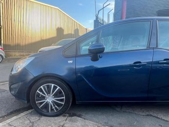Vauxhall Meriva 1.7 CDTi Exclusiv Auto Euro 5 5dr