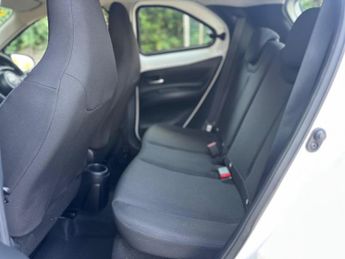 Toyota Aygo X 1.0 VVT-i Pure x-shift Euro 6 (s/s) 5dr