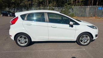 Ford Fiesta 1.0T EcoBoost Zetec Euro 5 (s/s) 5dr