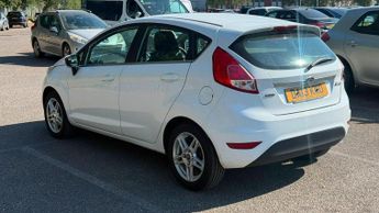 Ford Fiesta 1.0T EcoBoost Zetec Euro 5 (s/s) 5dr