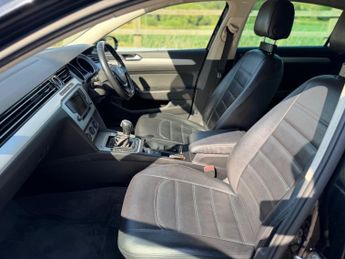 Volkswagen Passat 2.0 TDI BlueMotion Tech SE Business DSG Euro 6 (s/s) 4dr