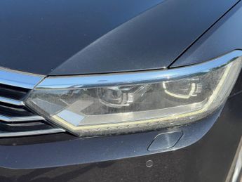 Volkswagen Passat 2.0 TDI BlueMotion Tech SE Business DSG Euro 6 (s/s) 4dr