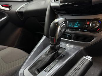 Ford Focus 1.6 Titanium Navigator Powershift Euro 5 5dr