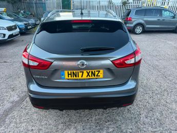 Nissan Qashqai 1.6 dCi N-Vision XTRON 2WD Euro 6 (s/s) 5dr