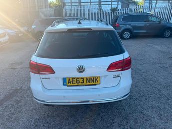 Volkswagen Passat 2.0 TDI BlueMotion Tech Highline DSG Euro 5 (s/s) 5dr