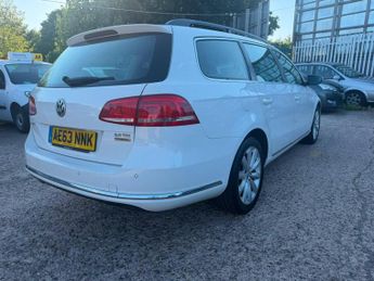 Volkswagen Passat 2.0 TDI BlueMotion Tech Highline DSG Euro 5 (s/s) 5dr
