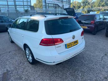 Volkswagen Passat 2.0 TDI BlueMotion Tech Highline DSG Euro 5 (s/s) 5dr