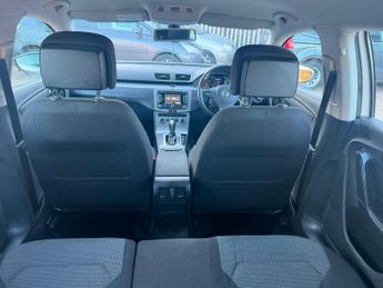 Volkswagen Passat 2.0 TDI BlueMotion Tech Highline DSG Euro 5 (s/s) 5dr