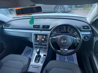 Volkswagen Passat 2.0 TDI BlueMotion Tech Highline DSG Euro 5 (s/s) 5dr