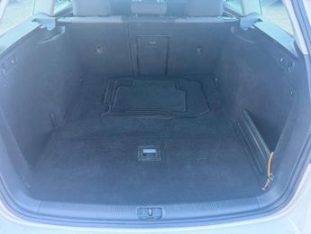 Volkswagen Passat 2.0 TDI BlueMotion Tech Highline DSG Euro 5 (s/s) 5dr