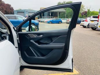 Jaguar I-PACE 400 90kWh SE Auto 4WD 5dr