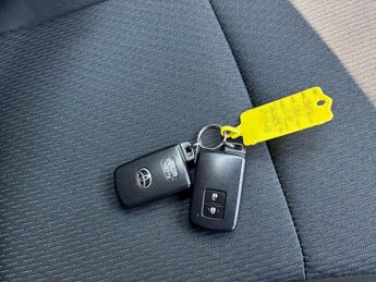 Toyota Yaris 1.5 VVT-h Trend CVT Euro 5 5dr