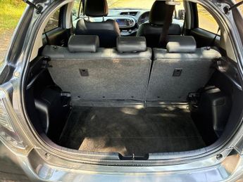 Toyota Yaris 1.5 VVT-h Trend CVT Euro 5 5dr