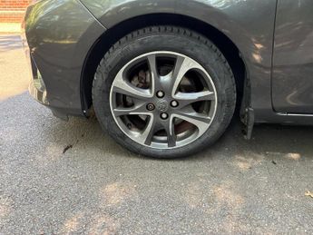 Toyota Yaris 1.5 VVT-h Trend CVT Euro 5 5dr